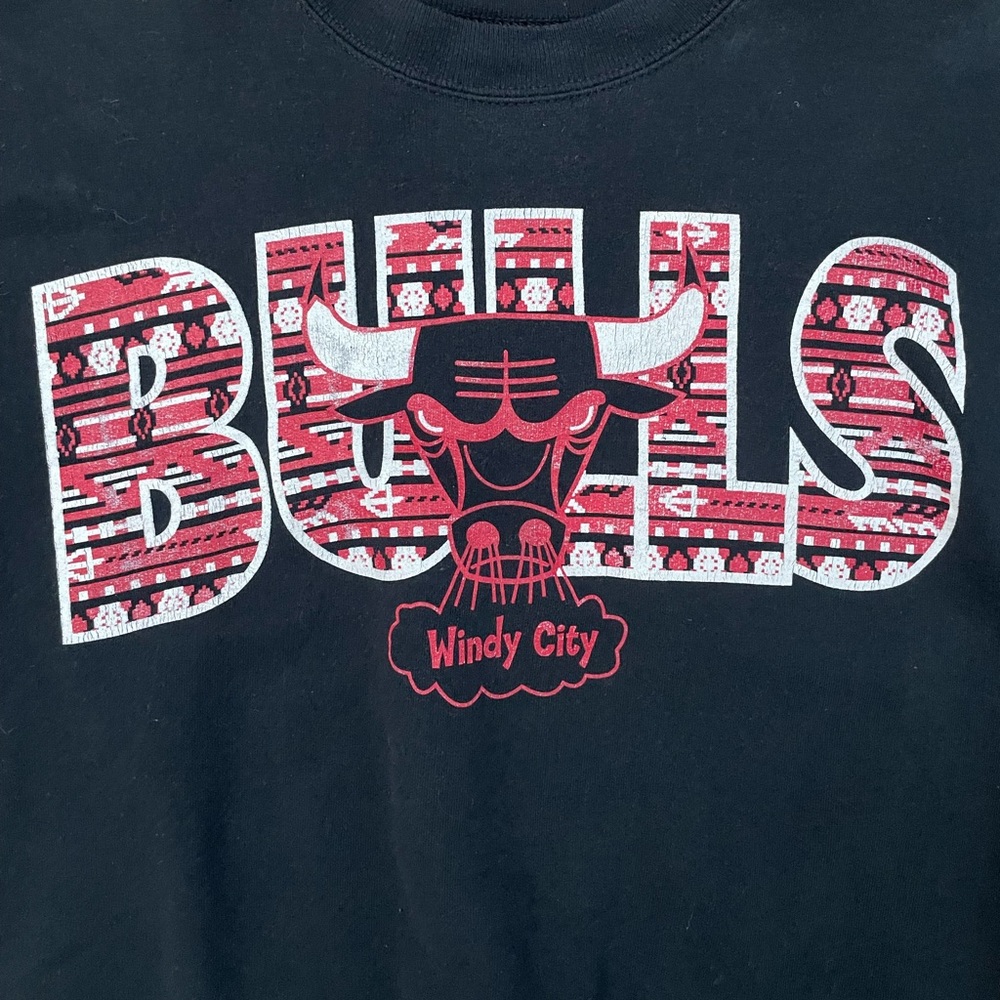 Vintage Chicago Bulls Sweatshirt - Picture 14 of 14